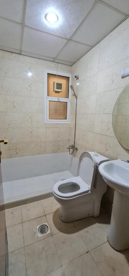 Dubai Hostel, Bedspace And Backpackers Exterior photo