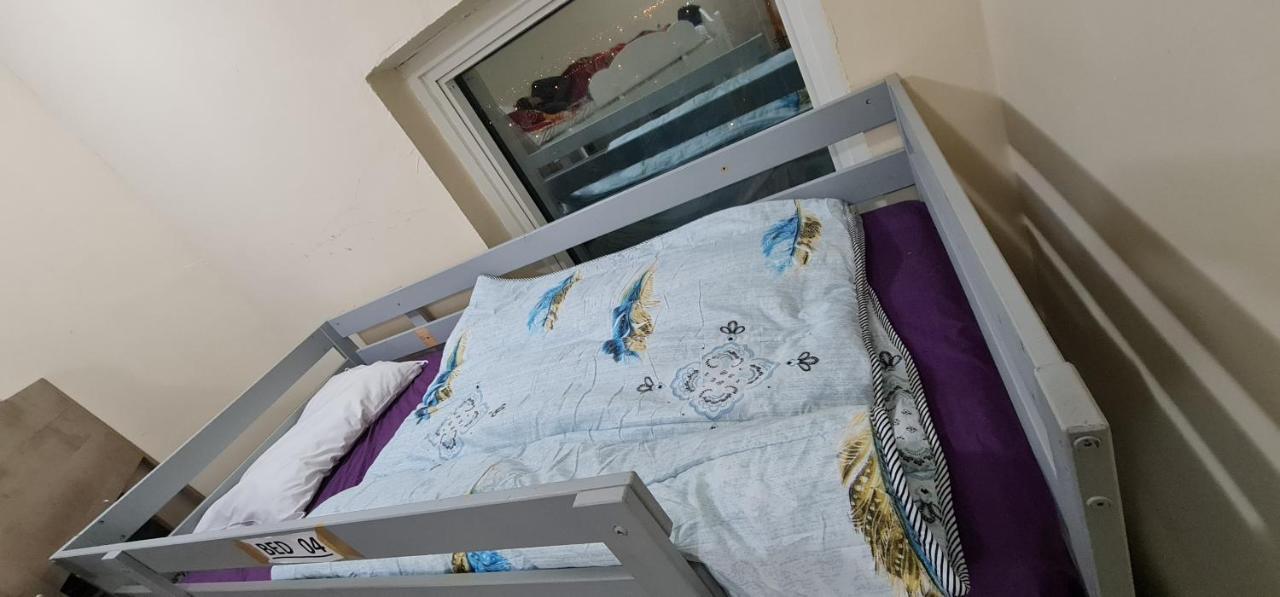 Dubai Hostel, Bedspace And Backpackers Exterior photo