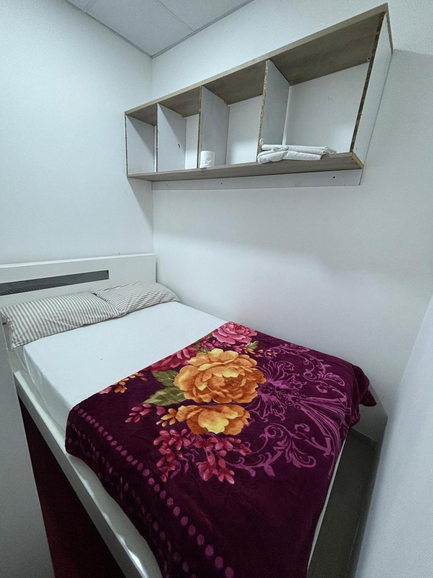 Dubai Hostel, Bedspace And Backpackers Exterior photo